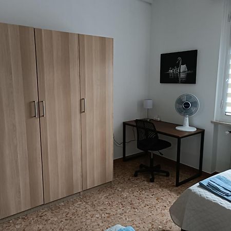 Appartement Casa Fiume à Mantoue Extérieur photo